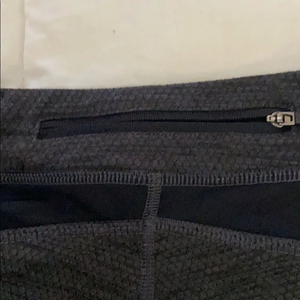 Champion gray detailed Capri leggings size small